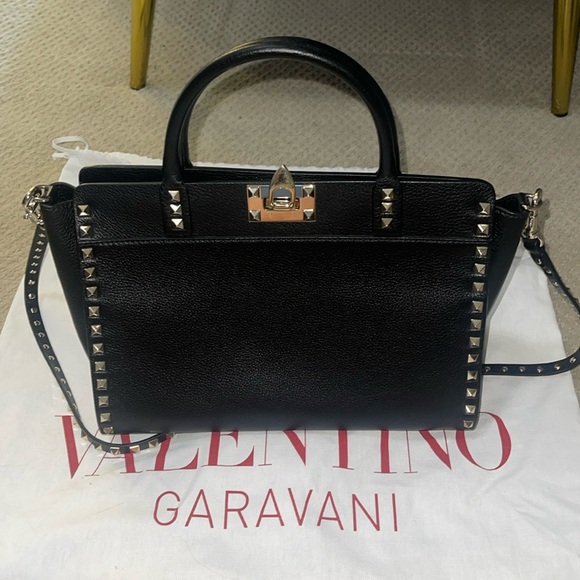 Valentino Garavani Handbags - VALENTINO ROCKSTUD MEDIUM TOTE BAG